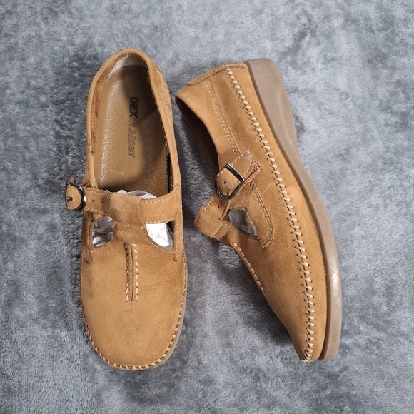 Dex Shoes - Dex Classic Leather T-Bar Confort Shoes Women's Size 7W Tan Mary Jane Boho Chic